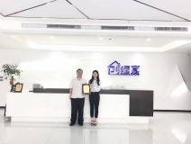 熱烈祝賀張總簽約創綠家鄭州市縣級代理！